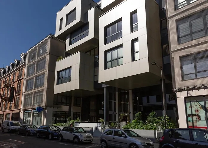 Le Premium, Hyper Centre, Equipe * ستراسبورغ