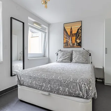 Le Premium, Hyper Centre, Equipe *